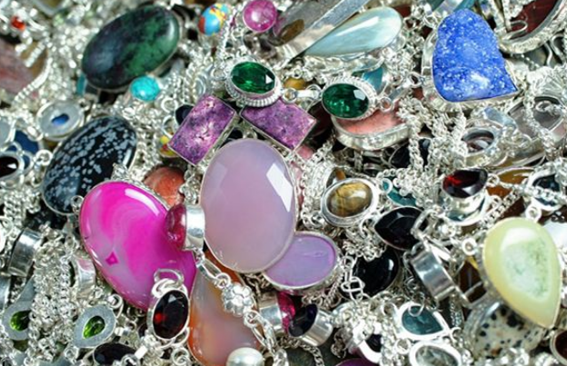 梦见土耳其玉是什么意思？周公解梦原版破解大全