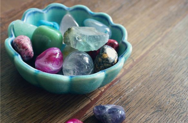 梦见绿松石是什么意思？周公解梦原版破解大全