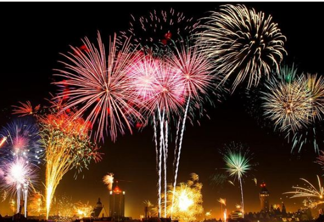 梦见烟火 烟花是什么意思？周公解梦原版破解大全