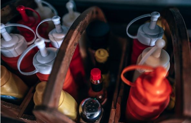 梦见调料盒是什么意思？周公解梦原版破解大全