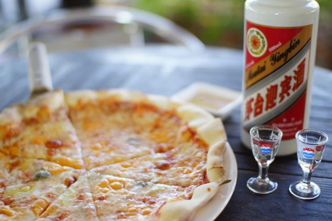 梦见茅台酒是什么意思？周公解梦原版破解大全