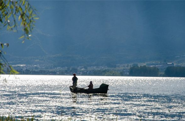 梦见舟是什么意思？周公解梦原版破解大全