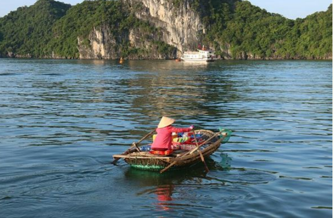 梦见独木舟 独自乘船是什么意思？周公解梦原版破解大全