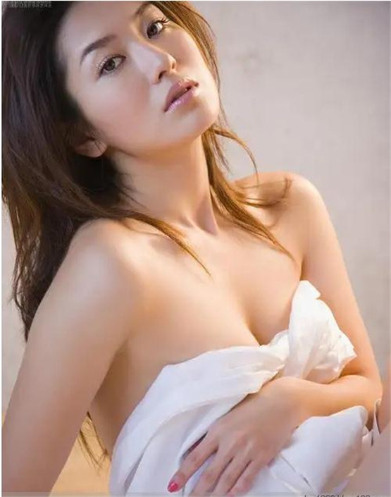 梦见内衣 睡衣是什么意思？周公解梦原版破解大全