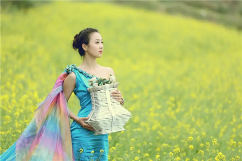 梦见加冕礼是什么意思？周公解梦原版破解大全